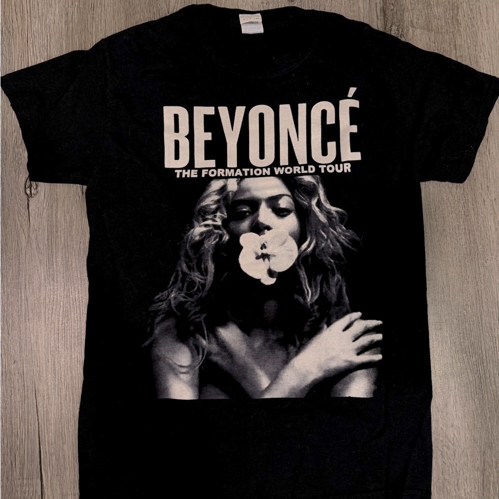 Beyoncé Formation Tour Graphic Tee